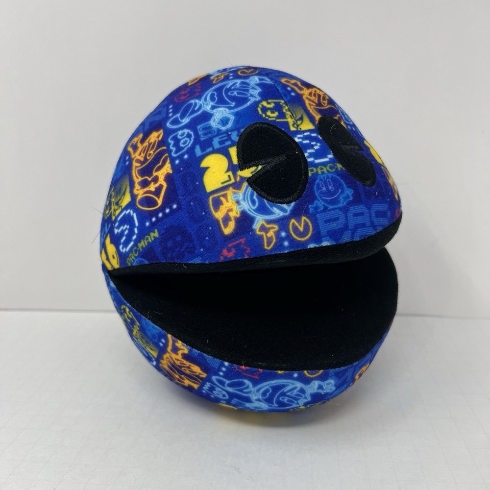 Pac Man Plush Arcade Game Stuffed Toy Video Game Collectible 7" Bandai Namco